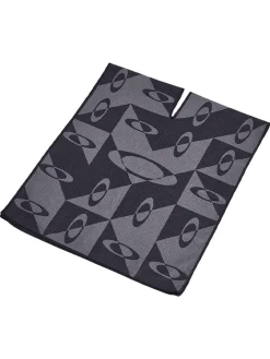 Oakley Everywhere Terrain Towel - Blackout