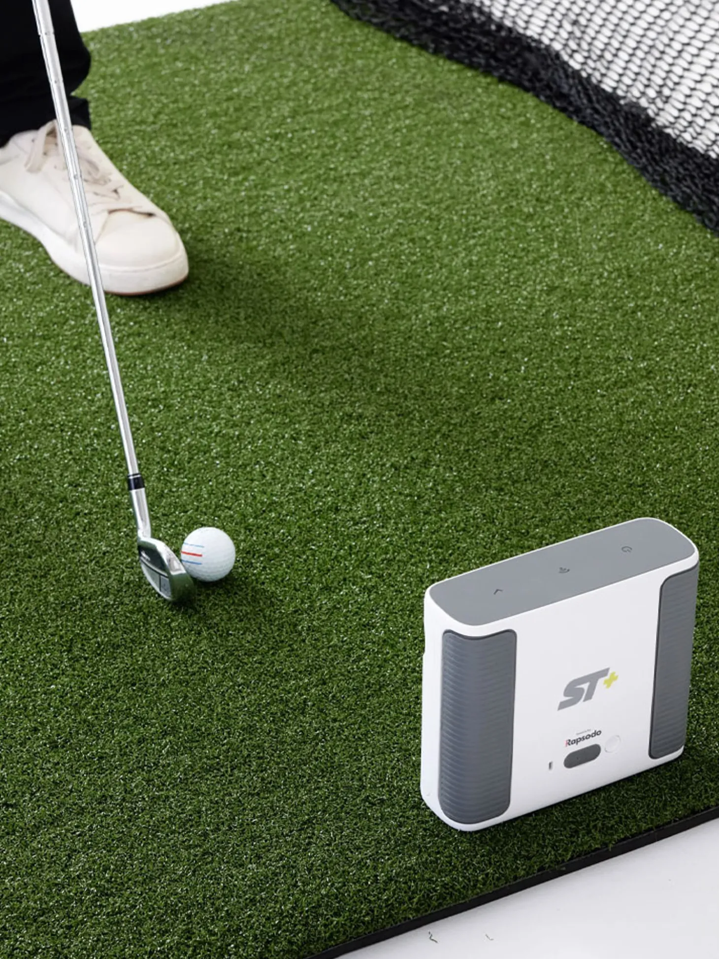 Skytrak+ Portable Golf Sim Studio