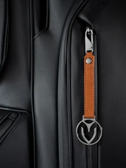 Vessel Medallion Logo Pull