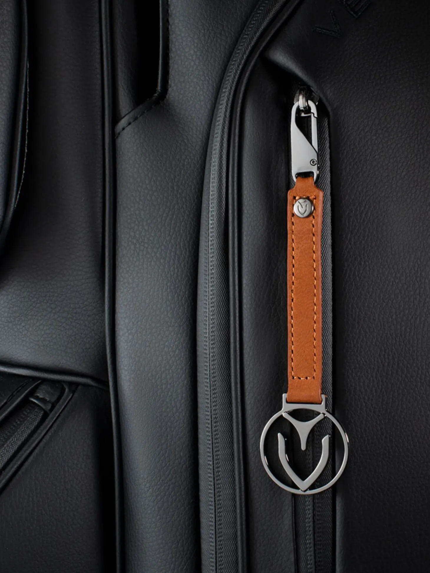 Vessel Medallion Logo Pull