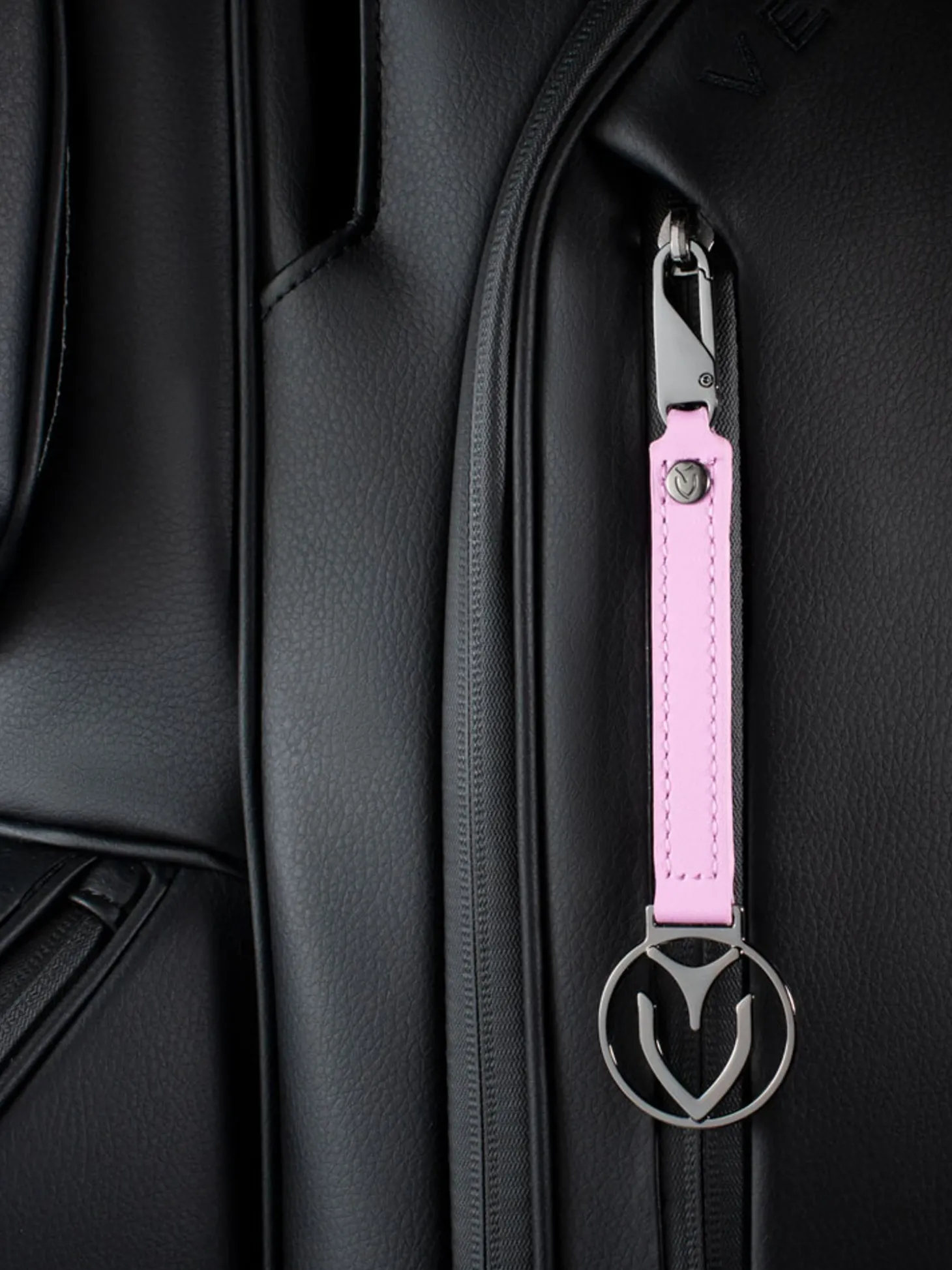 Vessel Medallion Logo Pull